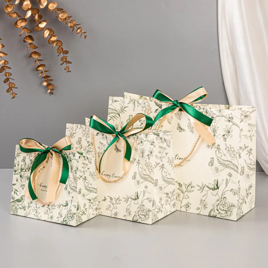 10 stuks papieren cadeautasjes - Luxury Skincare Packaging recensie en prijs